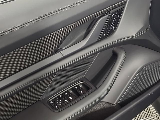 Used 2025 Porsche Taycan GTS image 16