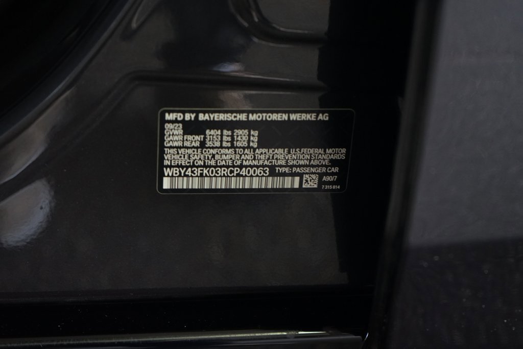 Used 2024 BMW i5 M60 w/ Executive Package image 35