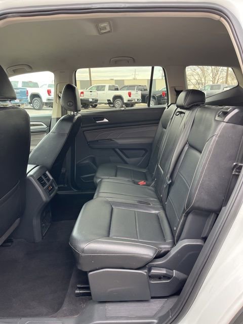 Used 2021 Volkswagen Atlas SE image 32