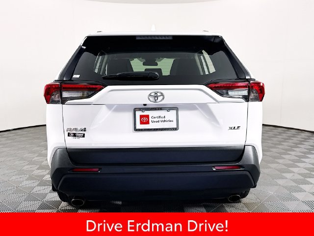 Used 2025 Toyota RAV4 XLE w/ Convenience Package FWD image 22
