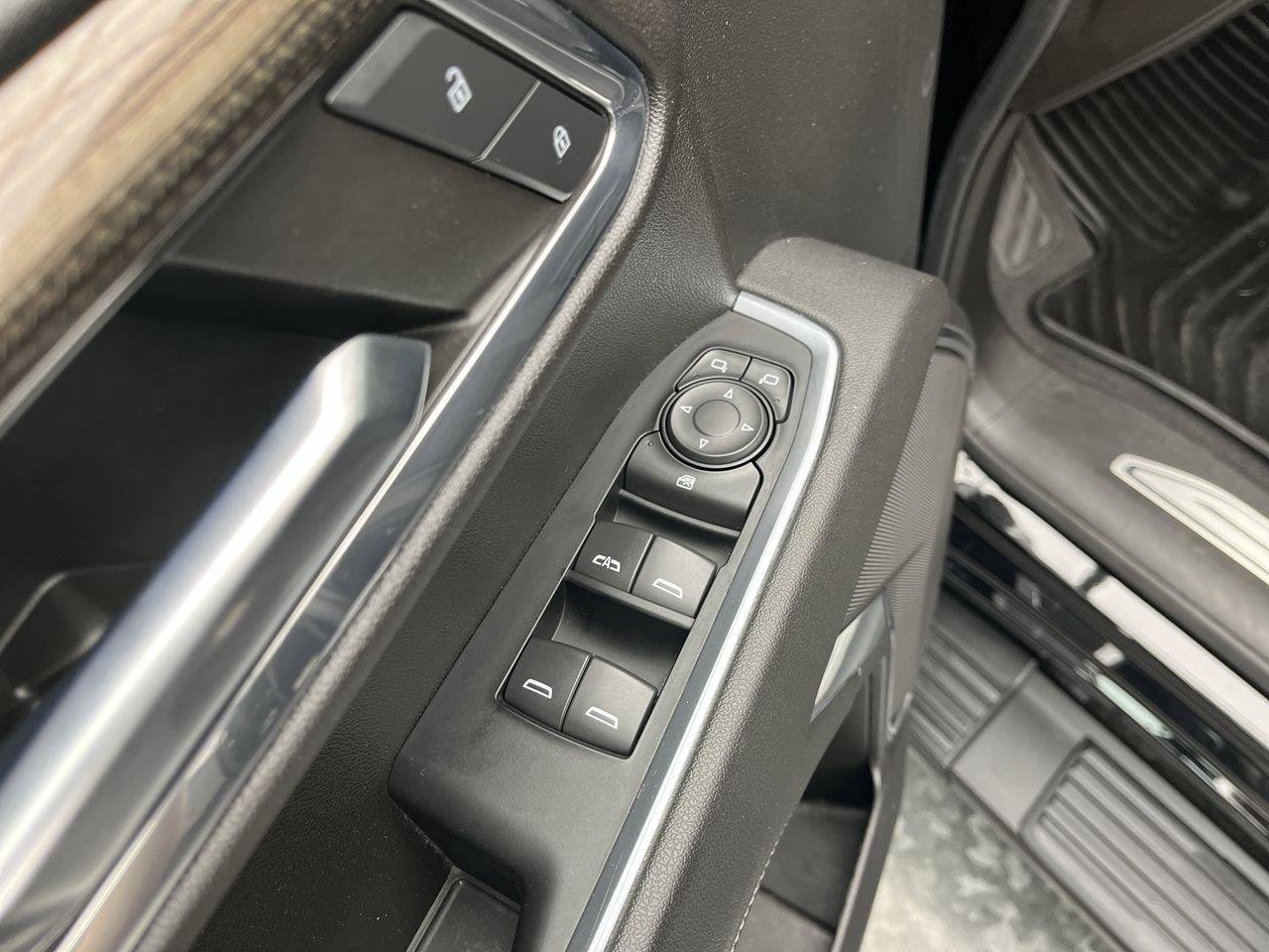Certified 2023 Chevrolet Silverado 1500 RST w/ LPO, Dark Essentials Package AWD/4WD image 8
