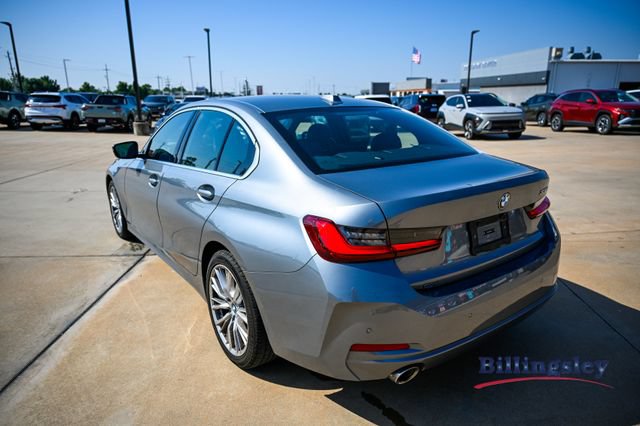 Used 2024 BMW 330i Sedan RWD image 3