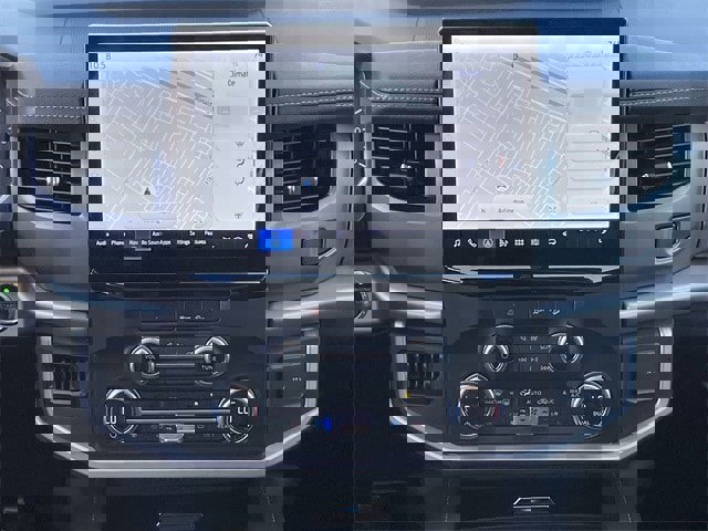 Used 2023 Ford Expedition Max XLT image 17