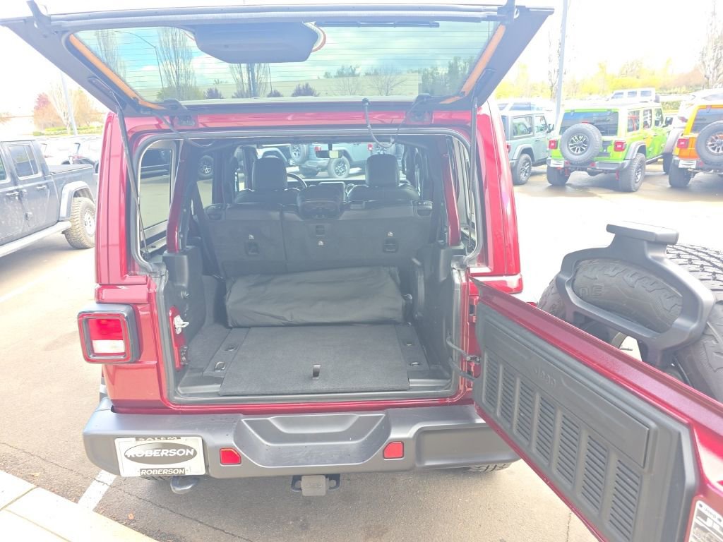 Certified 2022 Jeep Wrangler Unlimited Sahara image 12