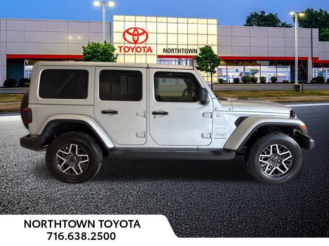 Used 2024 Jeep Wrangler Sahara w/ Safety Group image 22
