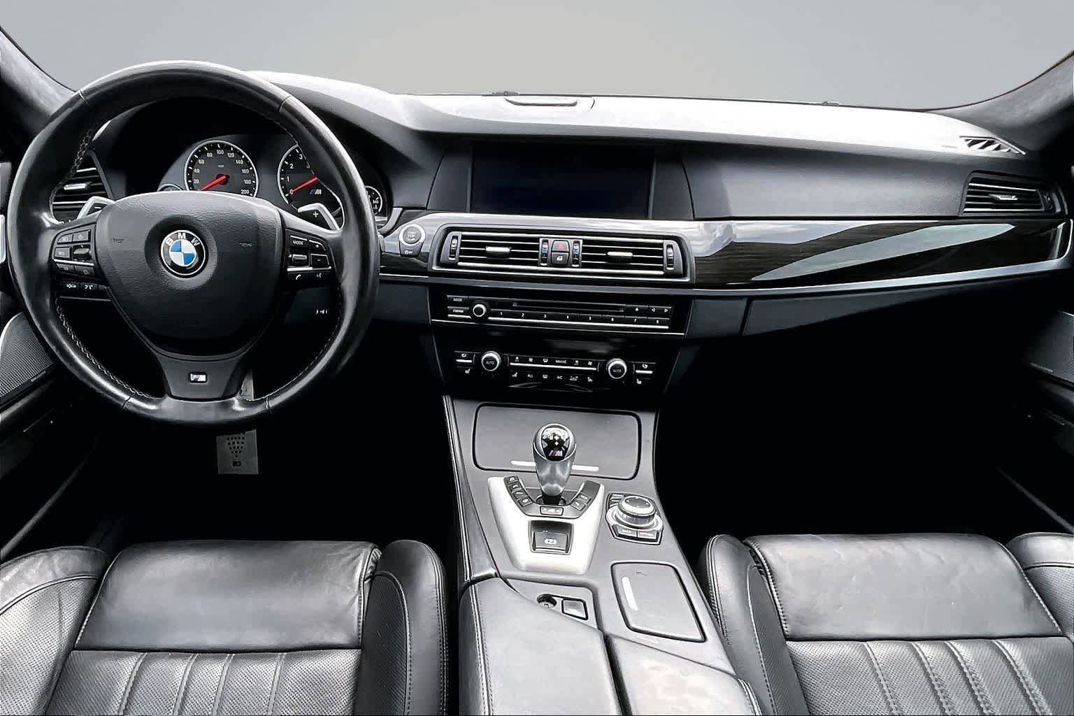 Used 2013 BMW M5 RWD image 10