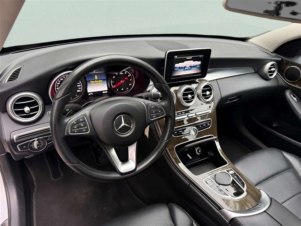 Used 2018 Mercedes-Benz C 300 4MATIC Sedan image 12