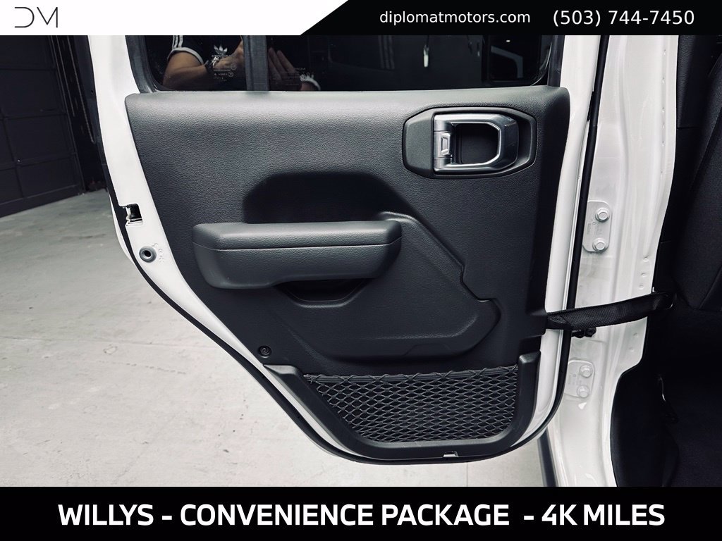 Used 2024 Jeep Wrangler Unlimited AWD/4WD image 27
