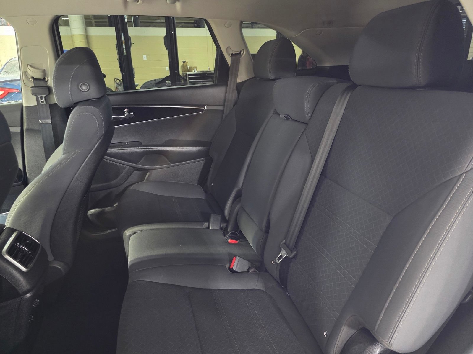 Used 2017 Kia Sorento LX FWD image 15