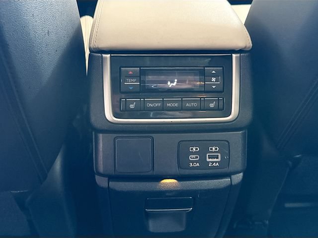 Used 2023 Subaru Ascent Limited w/ Technology Package AWD/4WD image 27