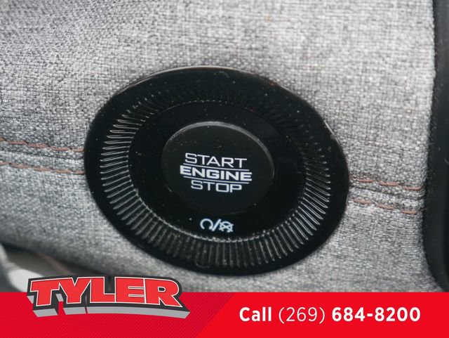 Used 2022 Jeep Compass Latitude image 32