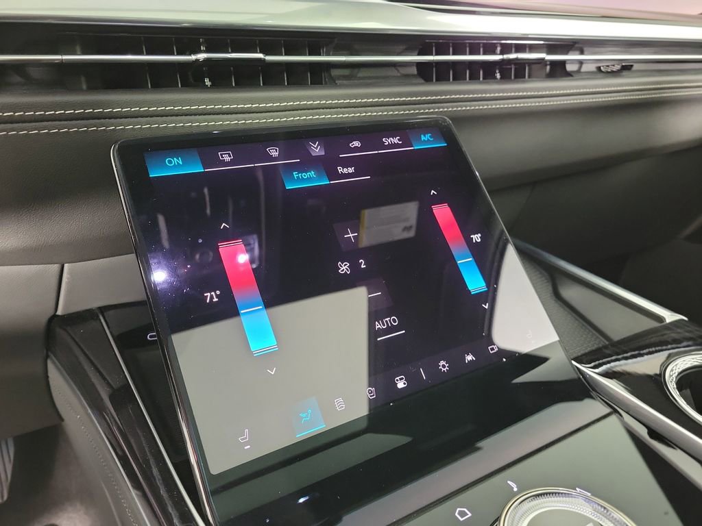 Certified 2026 Cadillac Escalade Sport w/ LPO, Floor Liner Package image 28