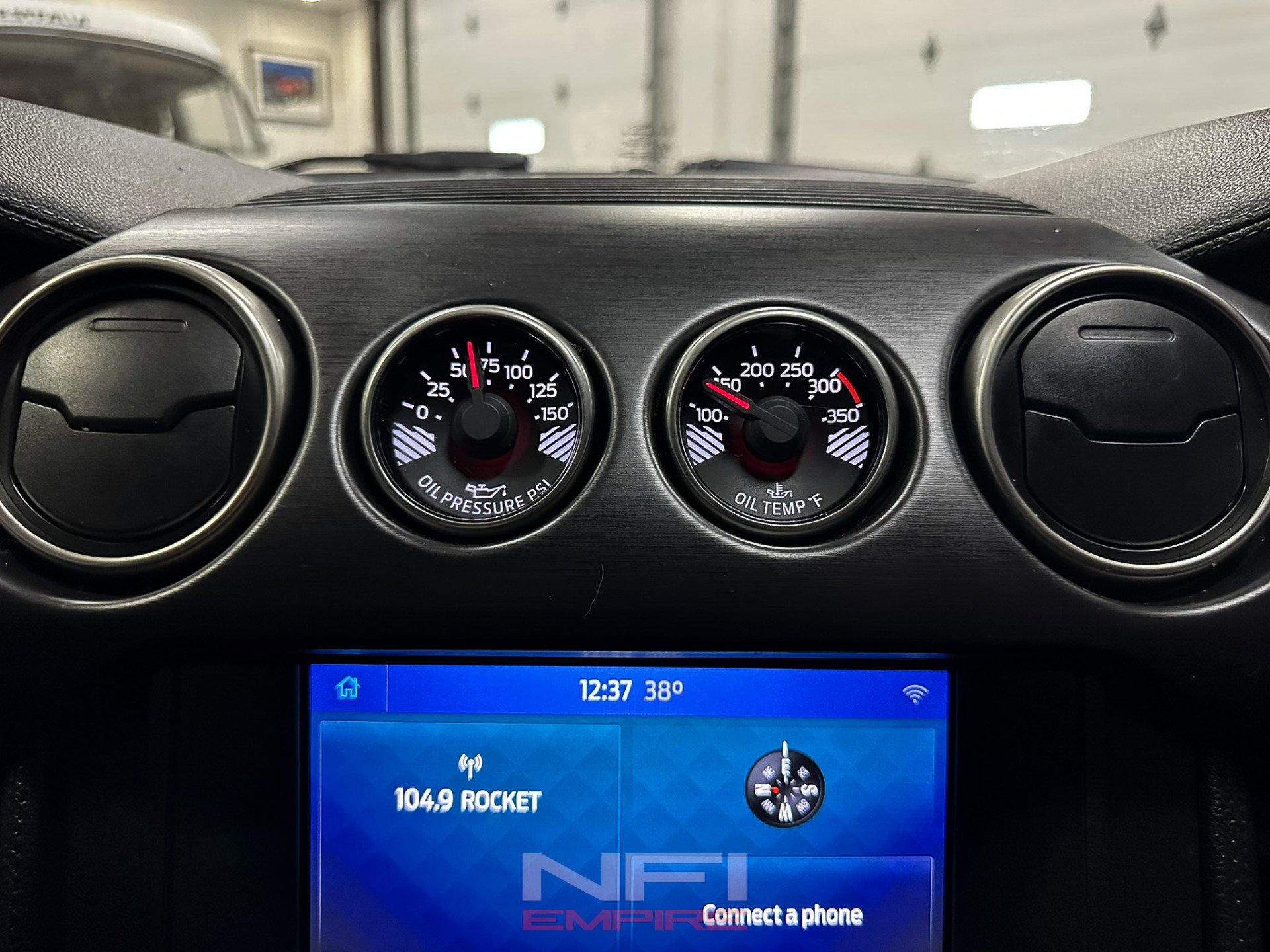 Used 2016 Ford Mustang Shelby GT350 w/ Track Package RWD image 27