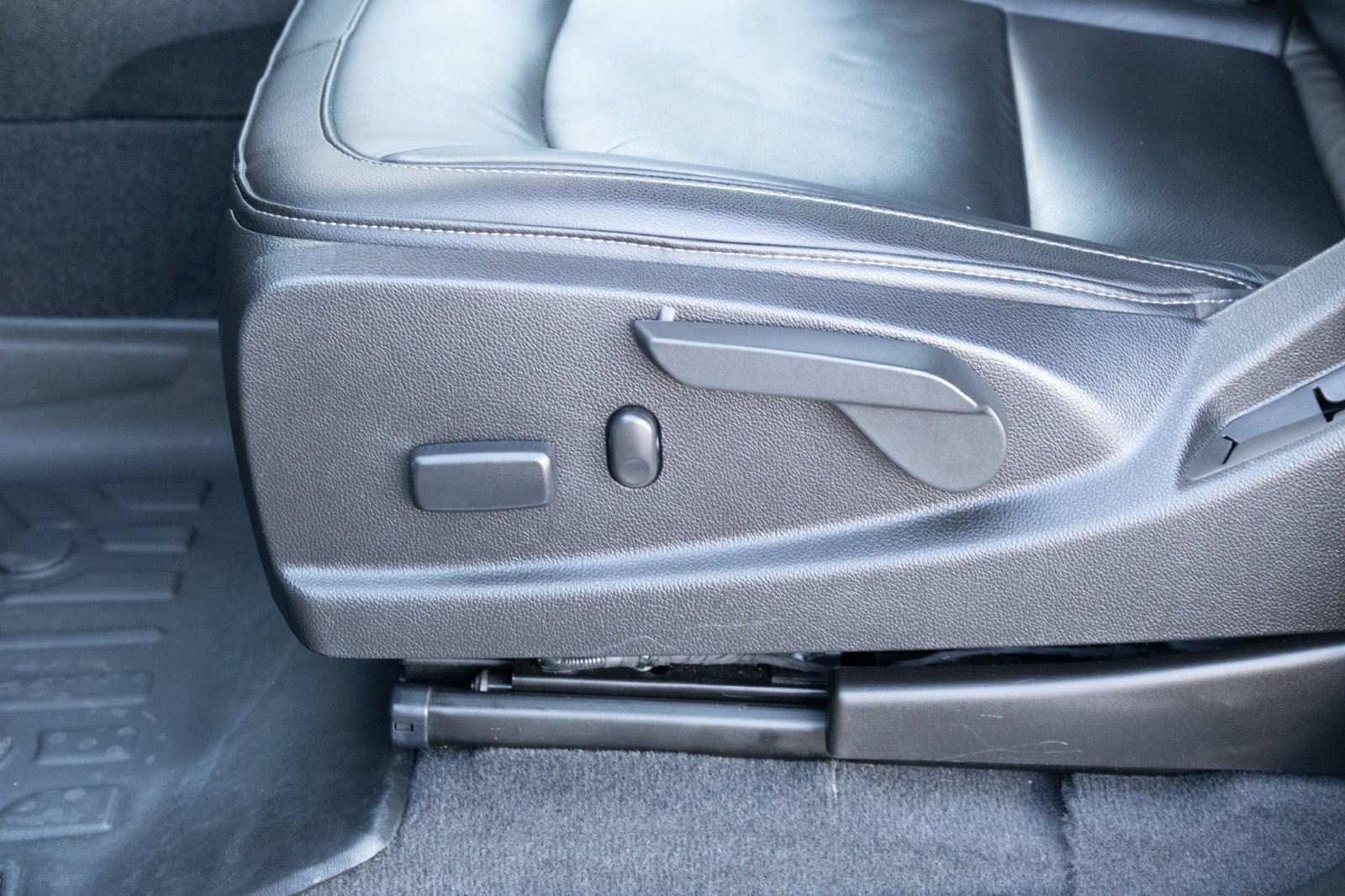 Used 2019 Chevrolet Colorado ZR2 AWD/4WD image 12