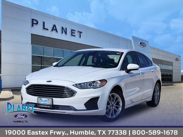 Used 2020 Ford Fusion SE image 1