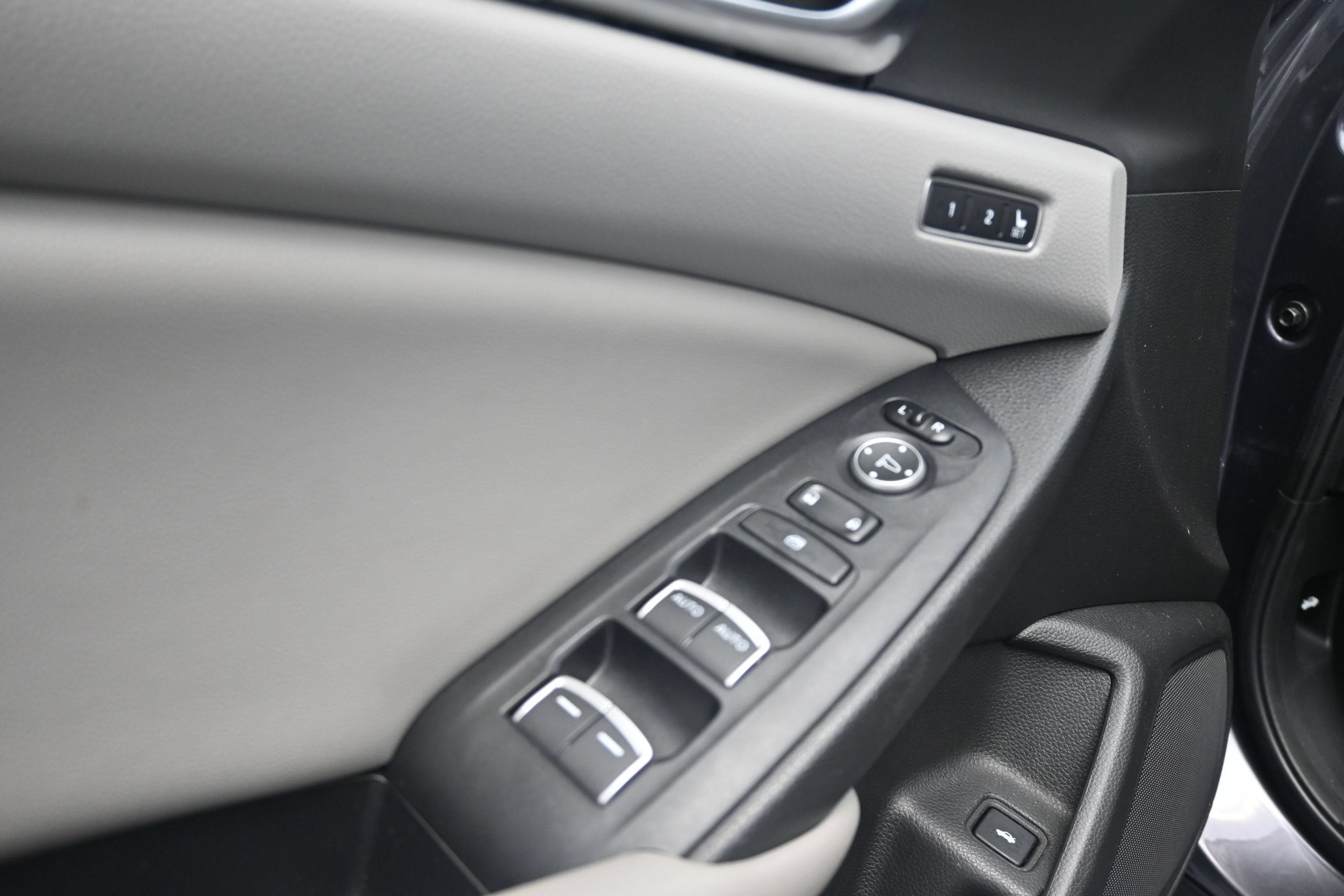 Used 2019 Honda Accord EX-L image 23