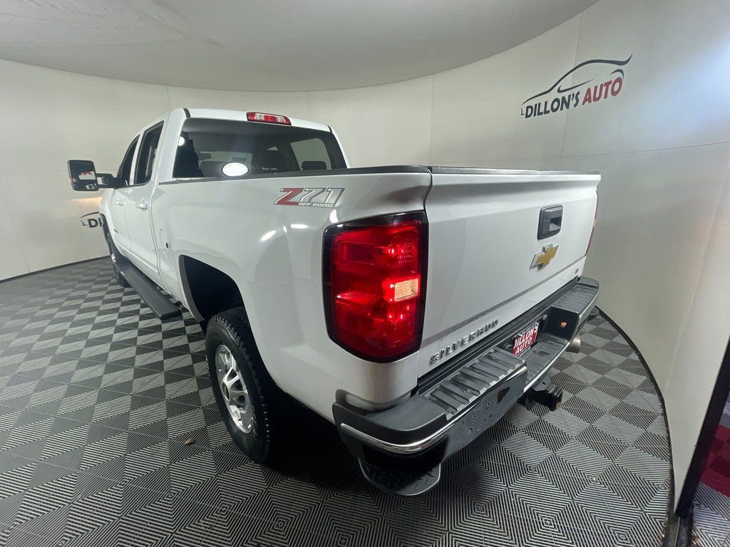Used 2019 Chevrolet Silverado 2500 LT w/ Z71 Package, Off-Road AWD/4WD image 4