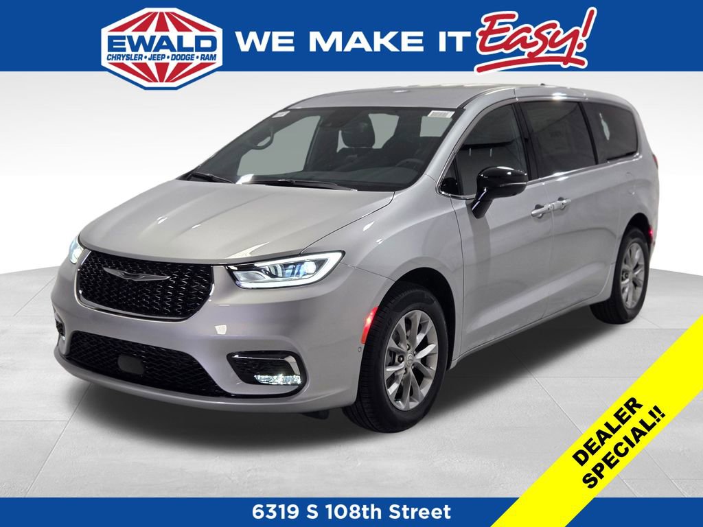 New 2026 Chrysler Pacifica Select AWD/4WD image 11