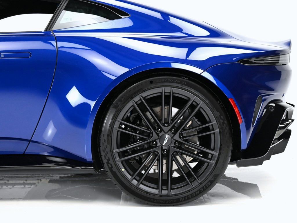 New 2026 Aston Martin V8 Vantage Coupe image 12