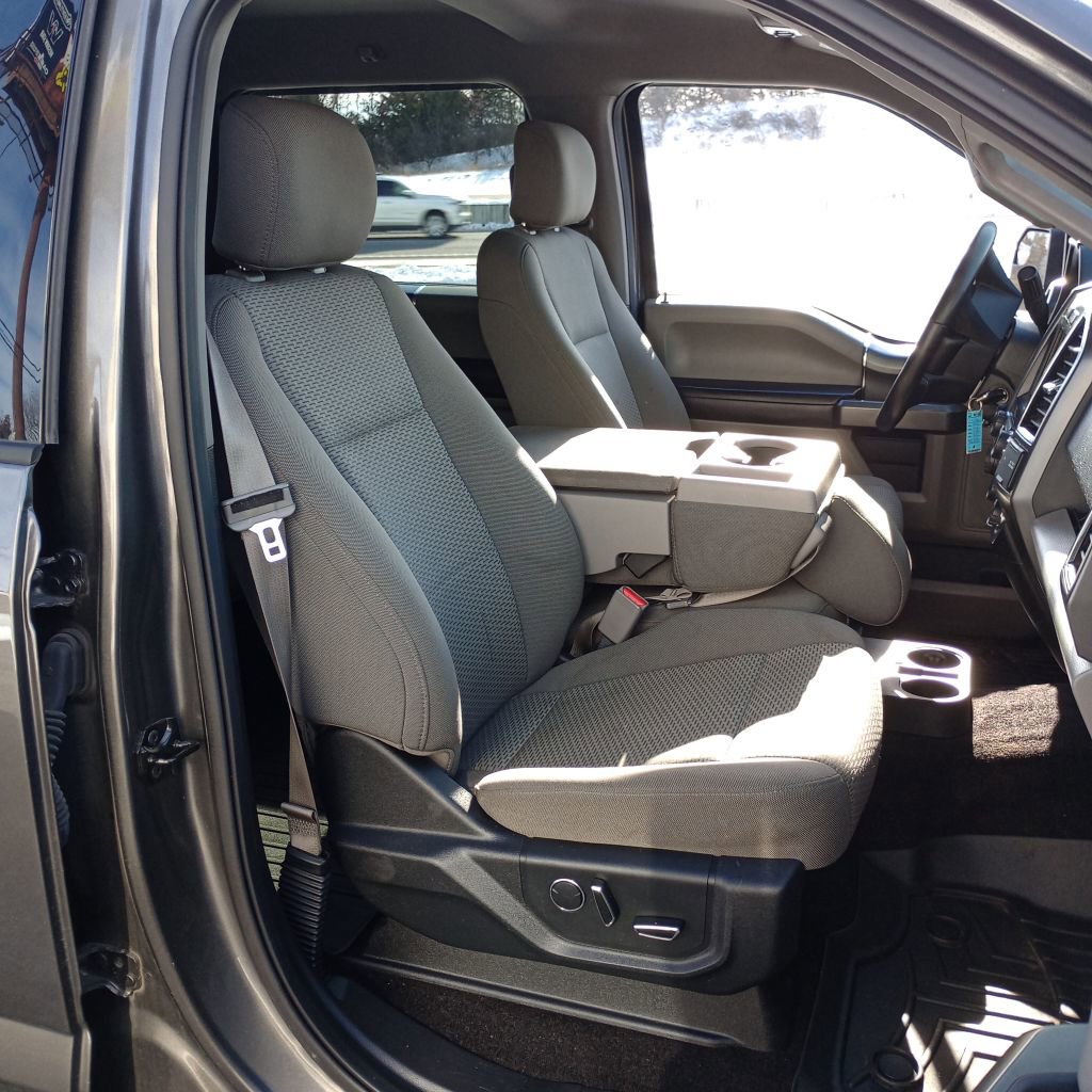 Used 2017 Ford F150 XLT w/ Equipment Group 302A Luxury AWD/4WD image 23