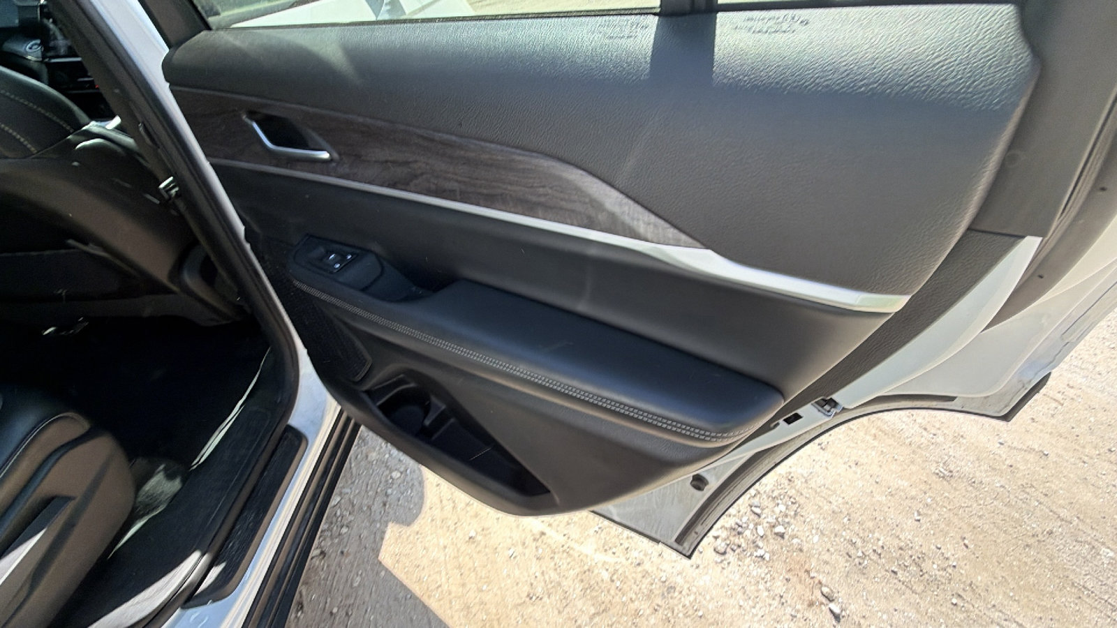 Used 2024 Jeep Grand Cherokee L Limited image 20