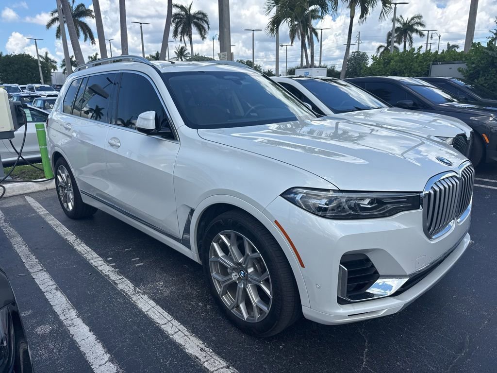 Used 2020 BMW X7 xDrive40i w/ Premium Package AWD/4WD image 1