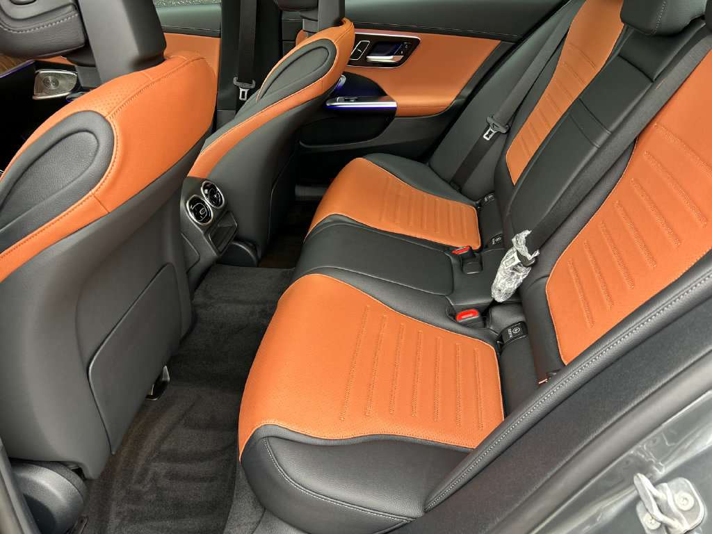 New 2026 Mercedes-Benz C 300 4MATIC Sedan image 25