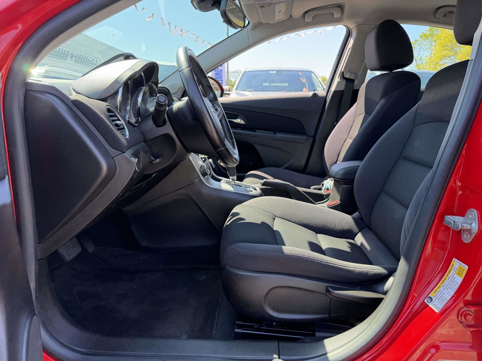 Used 2014 Chevrolet Cruze LT w/ RS Package FWD image 9