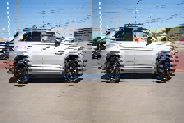 New 2026 Volkswagen Atlas Cross Sport SEL R-Line image 7