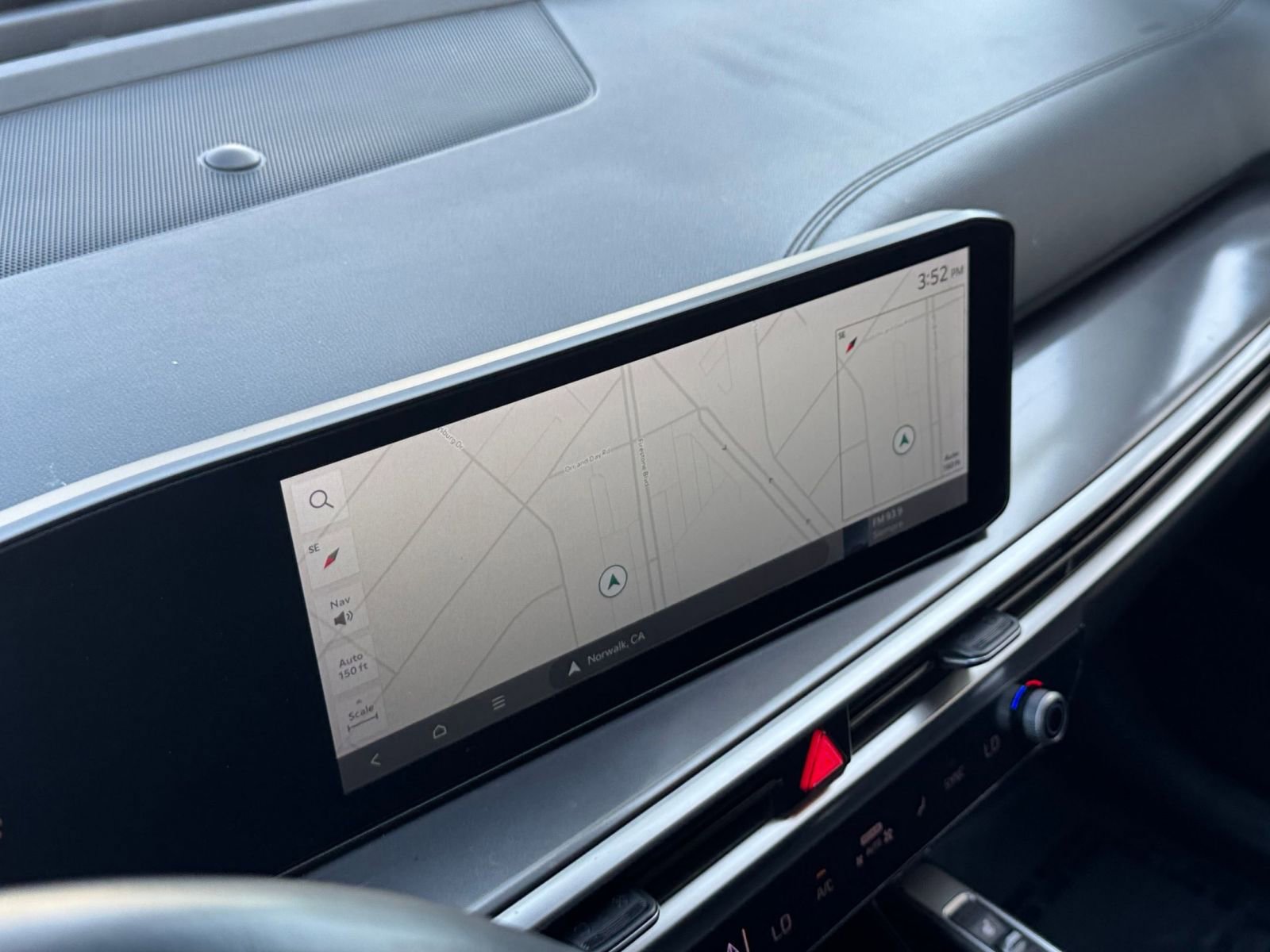 Used 2024 Kia Sorento S image 20