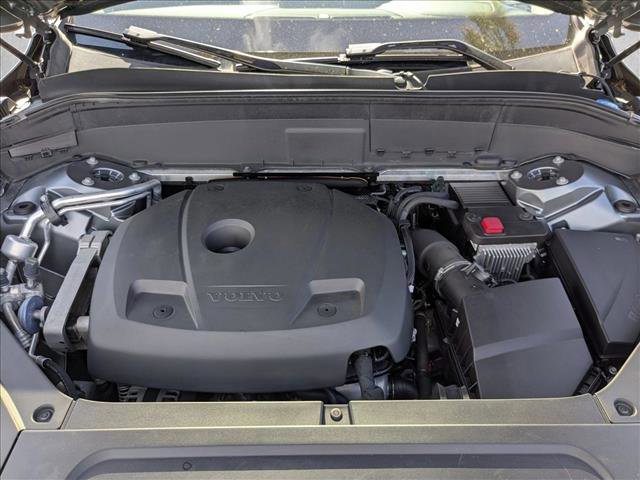 Used 2020 Volvo XC90 T5 Momentum w/ Protection Package Premier image 26