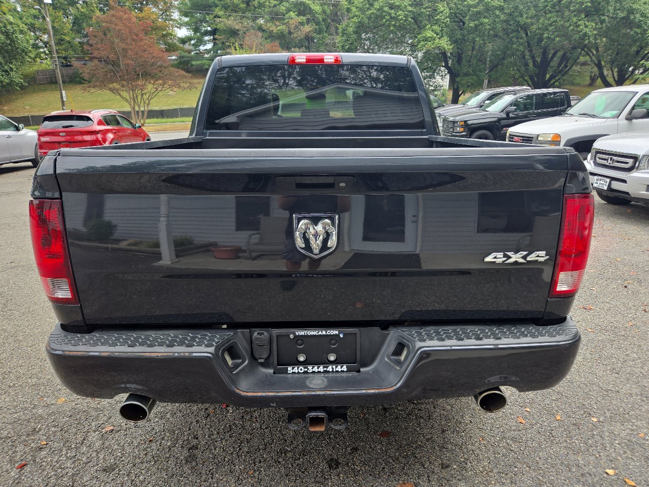 Used 2017 RAM 1500 Express w/ Express Value Package image 4