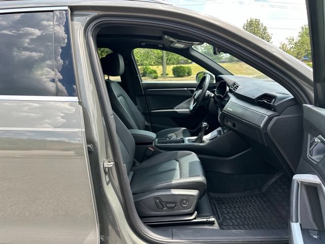 Used 2023 Audi Q3 2.0T Premium Plus AWD/4WD image 15