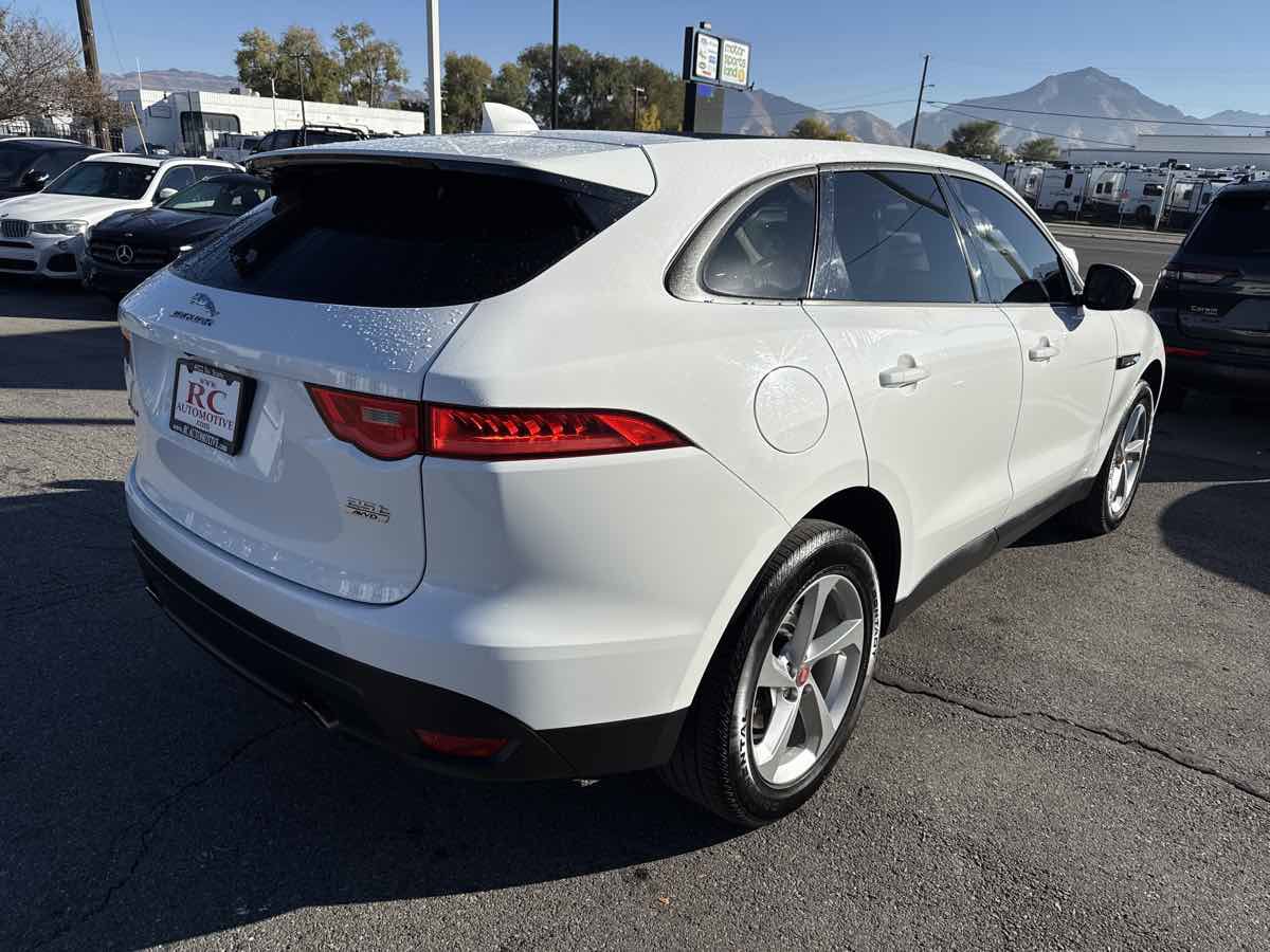 Used 2018 Jaguar F-PACE Premium image 6
