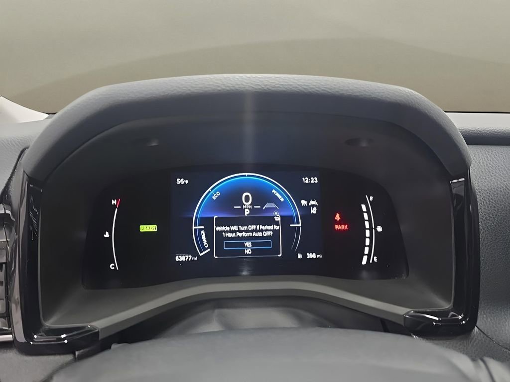 Used 2025 Toyota Camry LE image 27