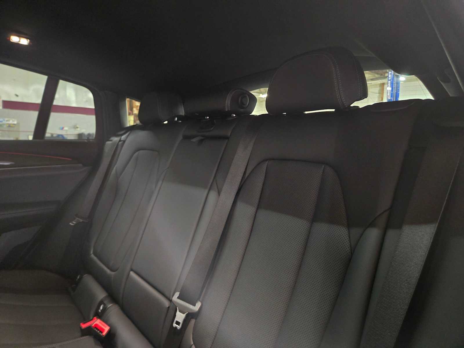 Used 2023 BMW X4 xDrive30i w/ Premium Package AWD/4WD image 17