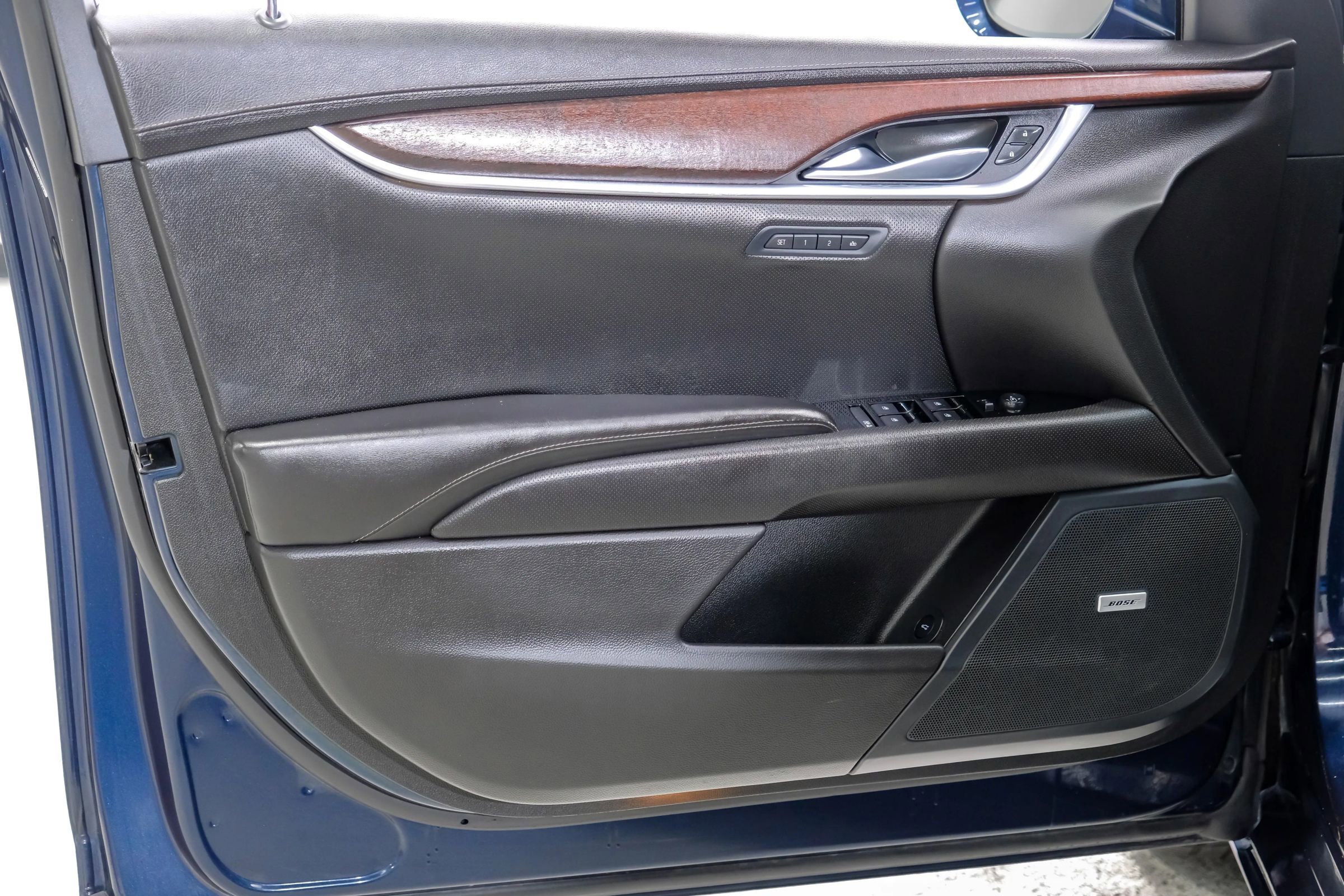 Used 2019 Cadillac XTS Luxury image 50