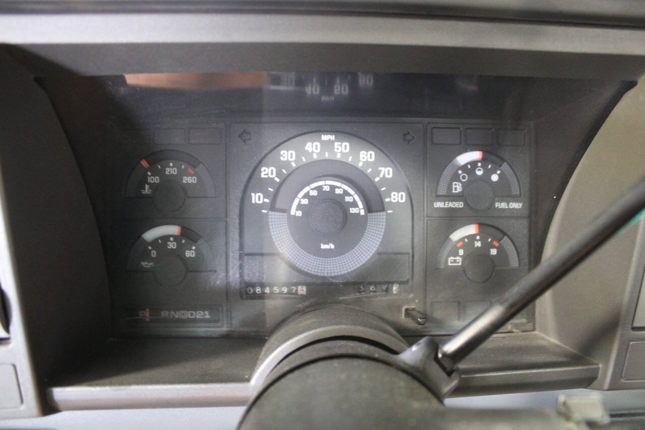 Used 1990 Chevrolet Silverado 1500 2WD Regular Cab image 34