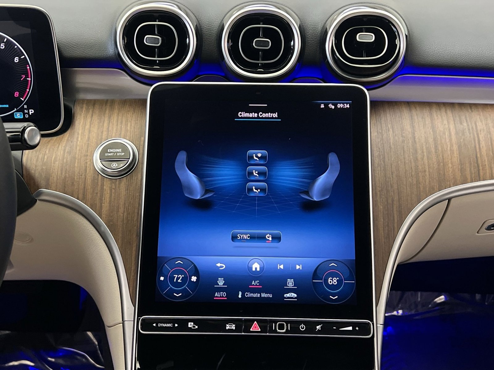 Used 2023 Mercedes-Benz C 300 4MATIC Sedan image 19