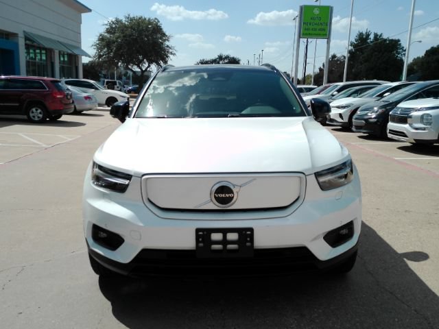 Used 2022 Volvo XC40 P8 Recharge Plus AWD/4WD image 2