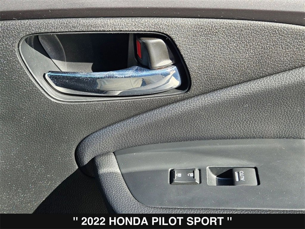 Used 2022 Honda Pilot Sport image 33