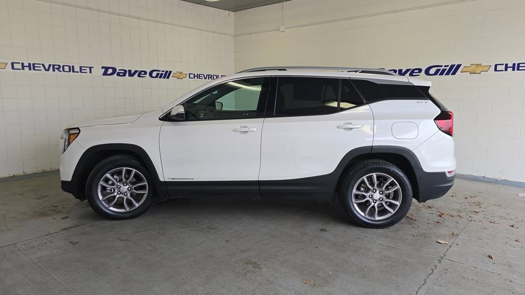 Certified 2022 GMC Terrain SLT w/ Tech Package image 11