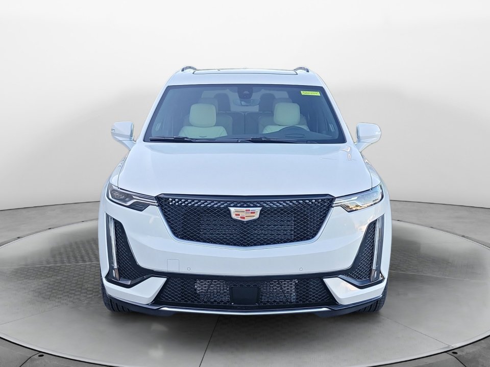 New 2025 Cadillac XT6 Sport w/ Technology Package image 2
