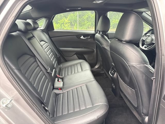 Used 2023 Kia Forte GT-Line w/ GT-Line Premium Package FWD image 10