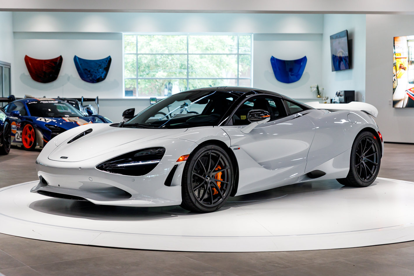 Used 2027 McLaren 750S RWD image 49