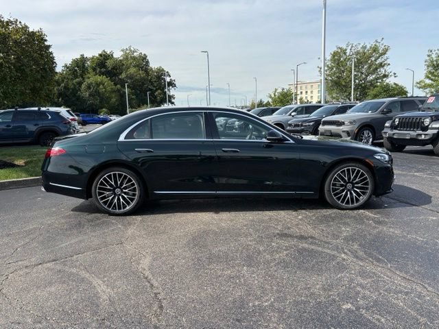 Certified 2022 Mercedes-Benz S 580 4MATIC Sedan w/ 3D Technology Package image 13