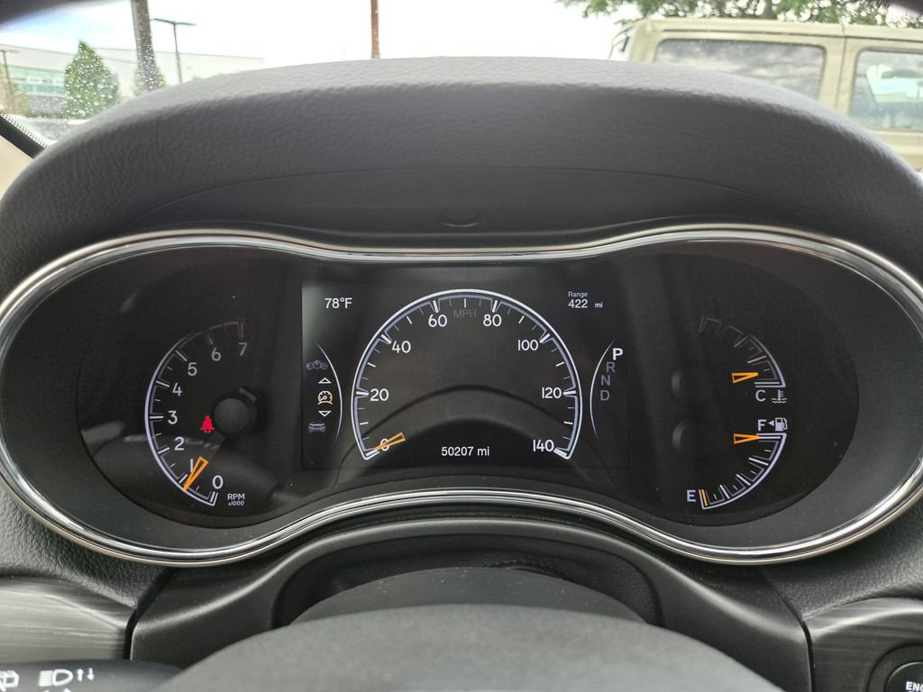 Used 2019 Jeep Grand Cherokee Limited AWD/4WD image 18