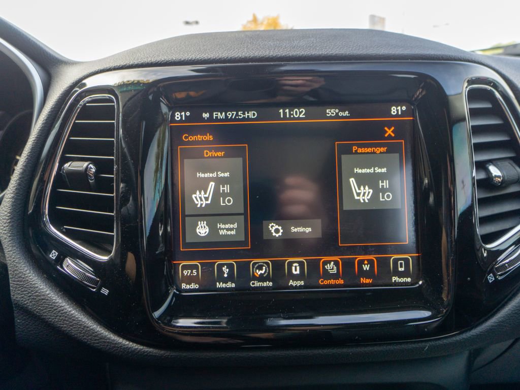 Used 2018 Jeep Compass Limited w/ Navigation Group image 24