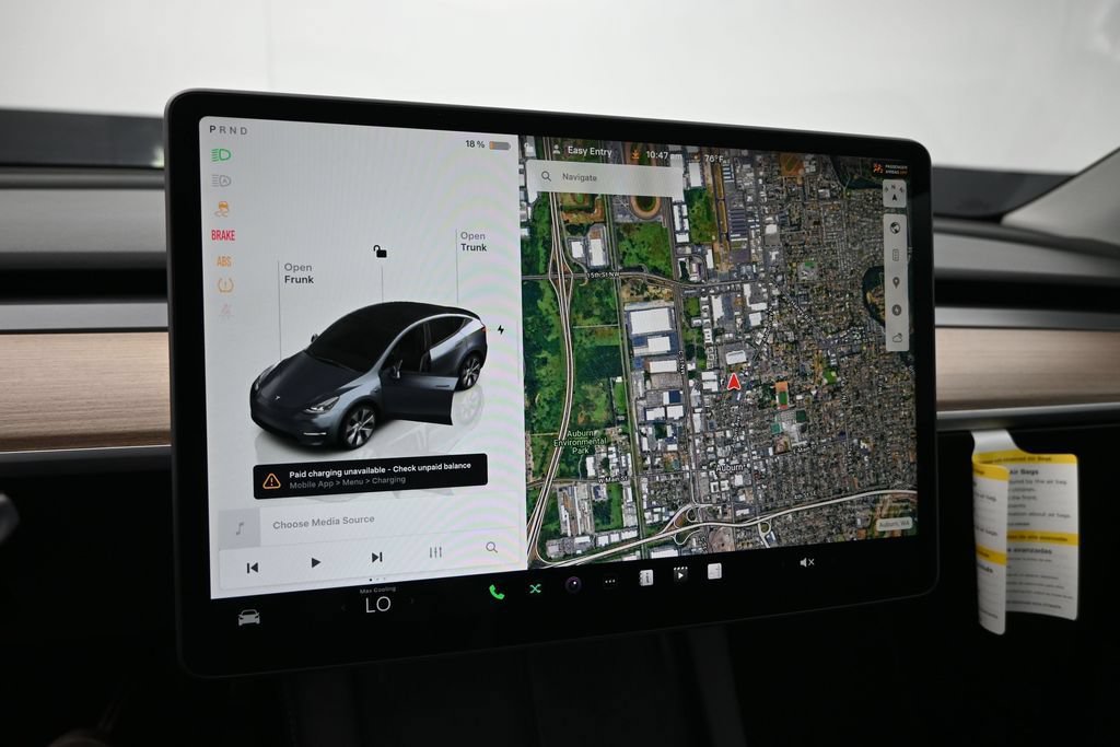 Used 2023 Tesla Model Y Long Range AWD/4WD image 12