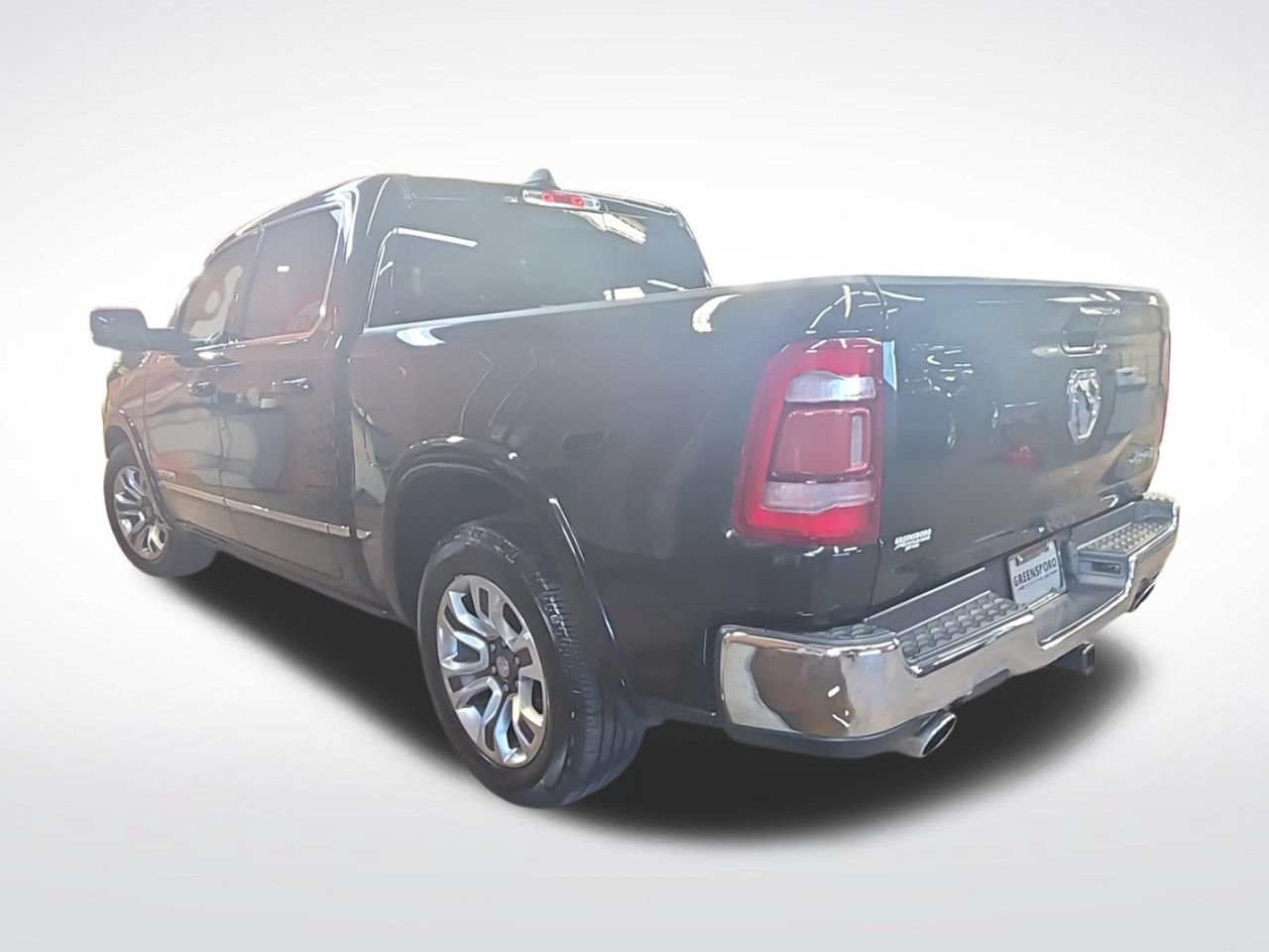 Used 2023 RAM 1500 Limited AWD/4WD image 3